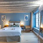 Beautiful Apartment In The Marais District